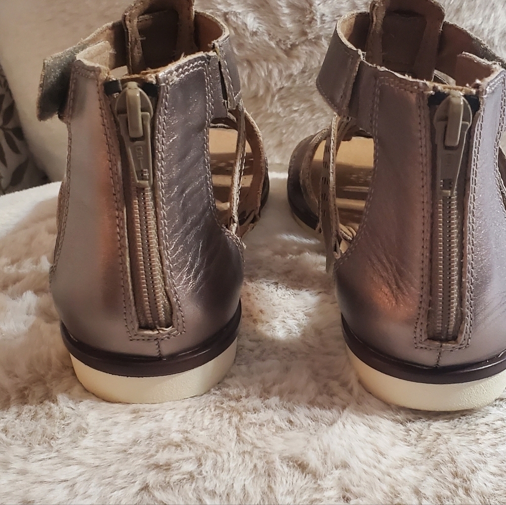 Clarks Women's Kele Lotus Gold Cushion Sole Gladiator Sandals. Sz 71/2 Like New - Picture 4 of 10